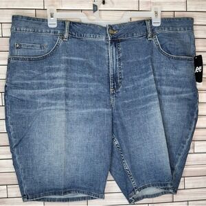 Lee  Jean Shorts Paradise Indigo Blue Denim‎ Size 24W M Mid Rise Bermuda NEW